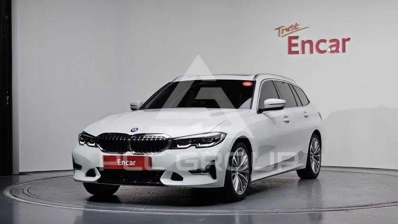 2021 BMW 320
