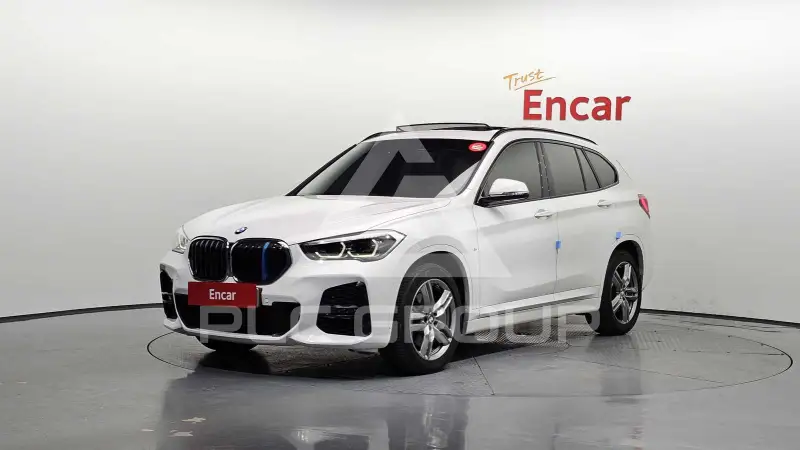 2021 BMW X1M