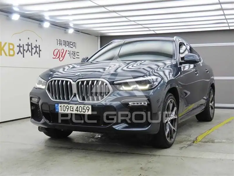 2021 BMW X6M
