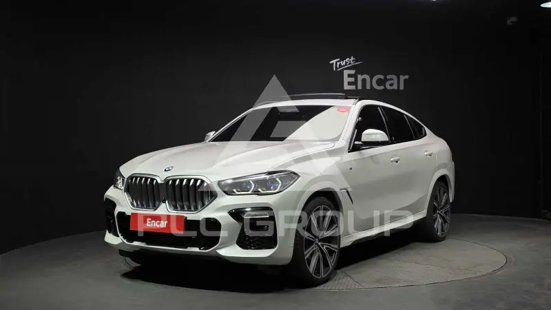 2021 BMW X6M
