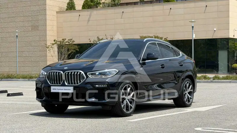 2021 BMW X6M
