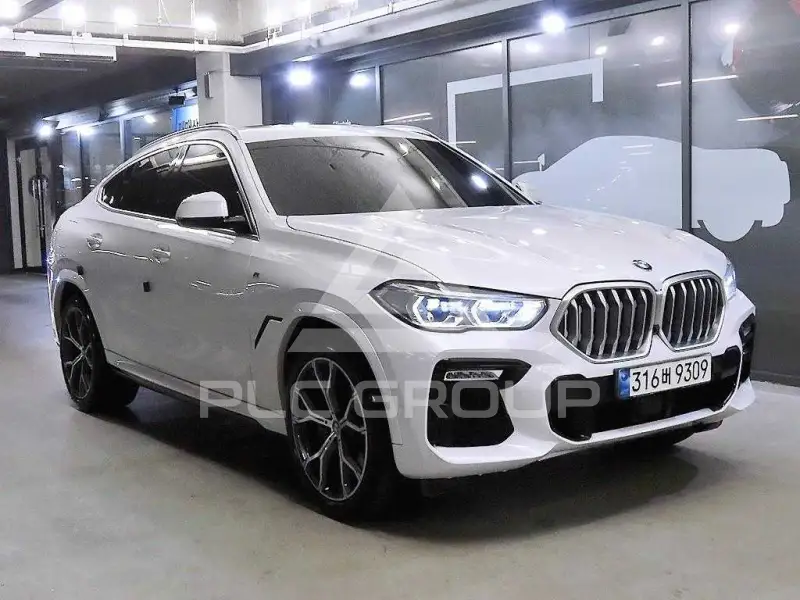 2021 BMW X6M
