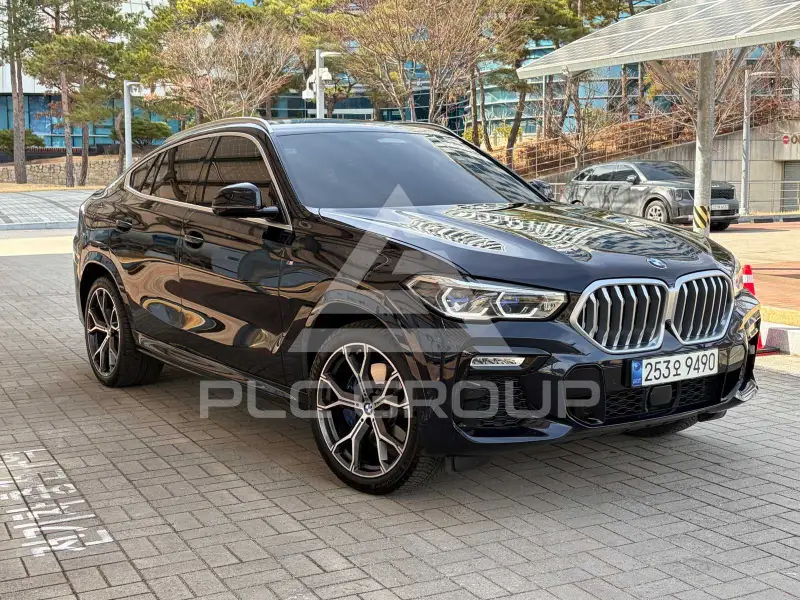 2021 BMW X6M