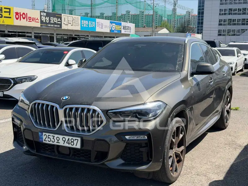 2021 BMW X6M