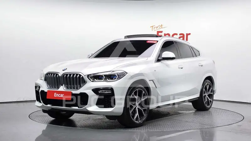 2021 BMW X6M