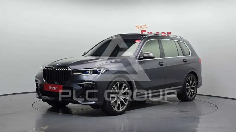 2021 BMW X7M