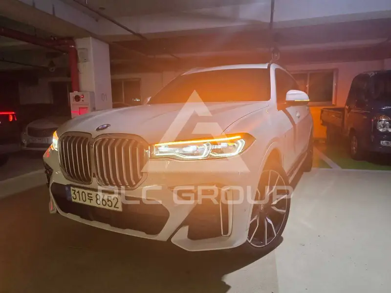 2021 BMW X7M