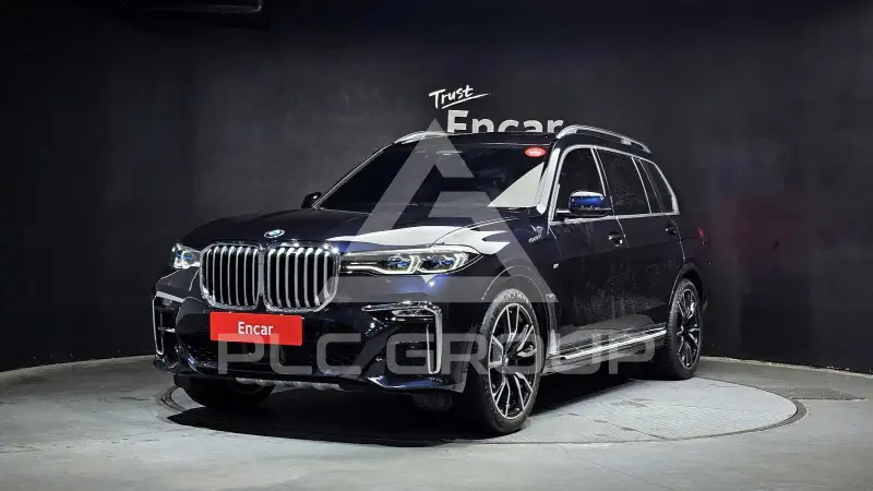 2021 BMW X7M