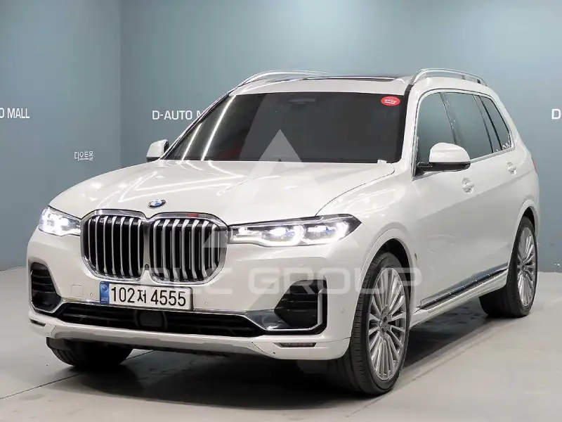 2021 BMW X7