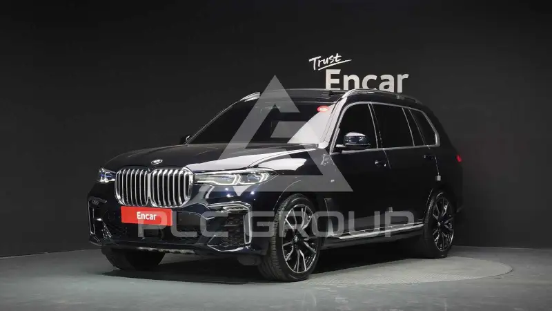 2021 BMW X7M