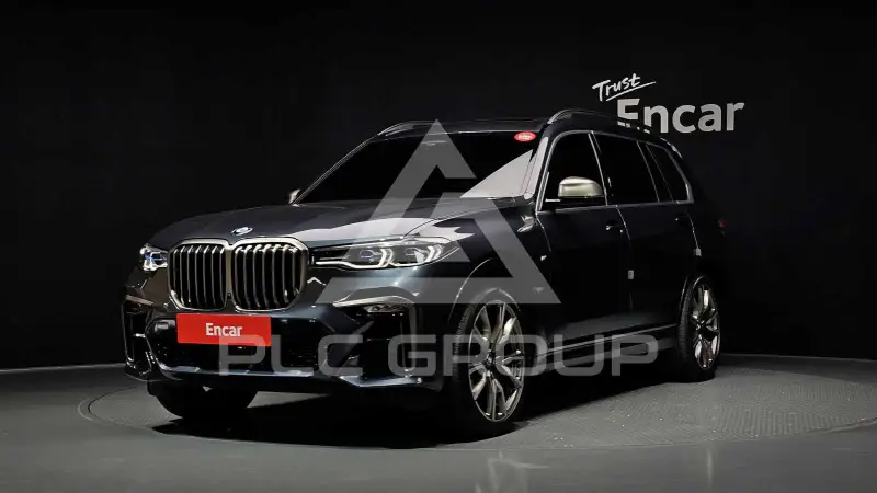 2021 BMW X7M