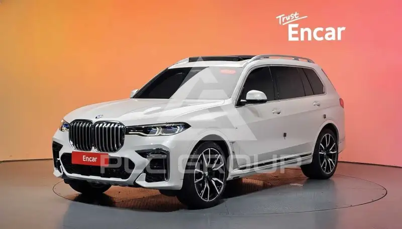 2021 BMW X7M