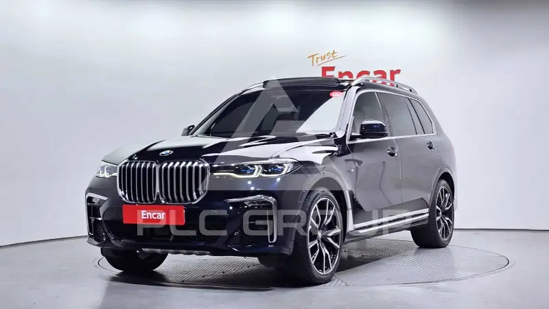 2021 BMW X7M