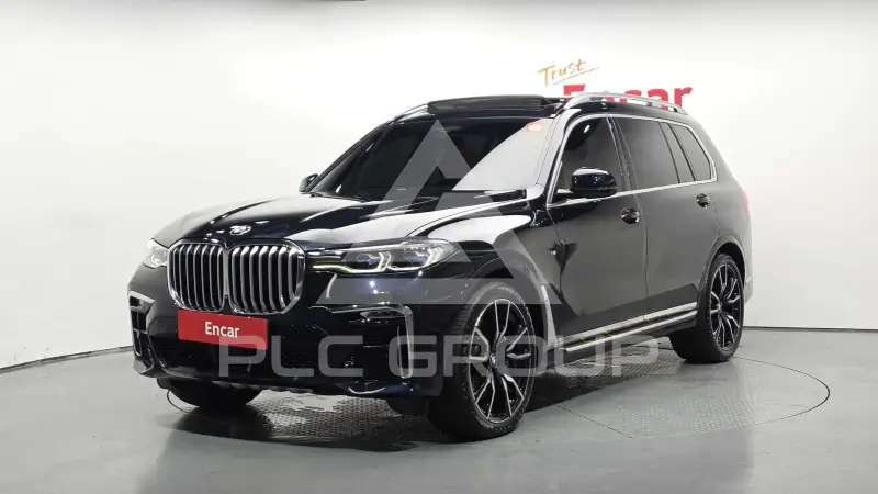 2021 BMW X7M
