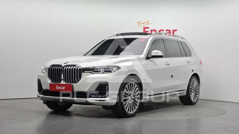 2021 BMW X7