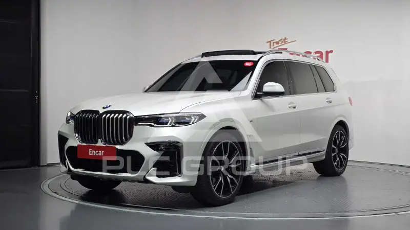 2021 BMW X7M