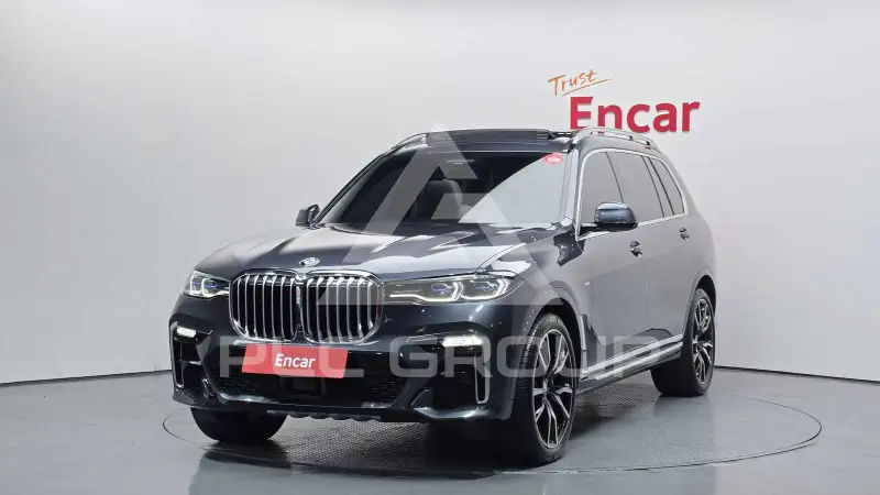 2021 BMW X7M