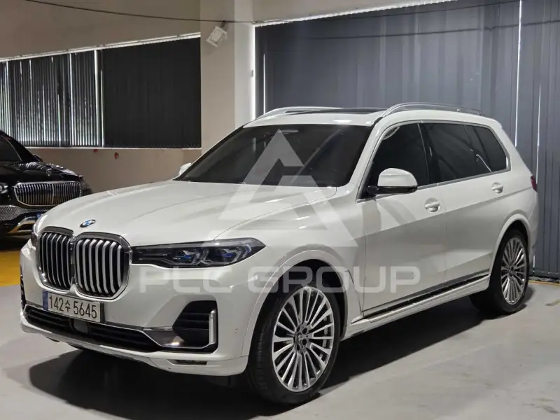 2021 BMW X7