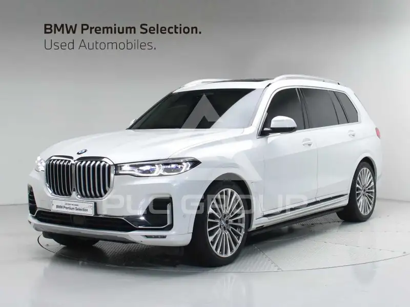 2021 BMW X7