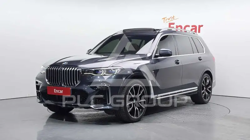 2021 BMW X7M