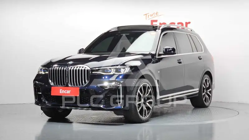 2021 BMW X7M