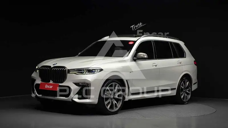 2021 BMW X7M