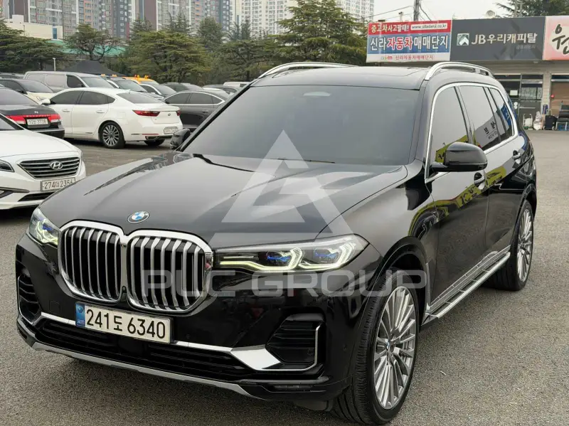 2021 BMW X7