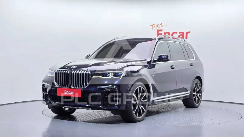 2021 BMW X7M
