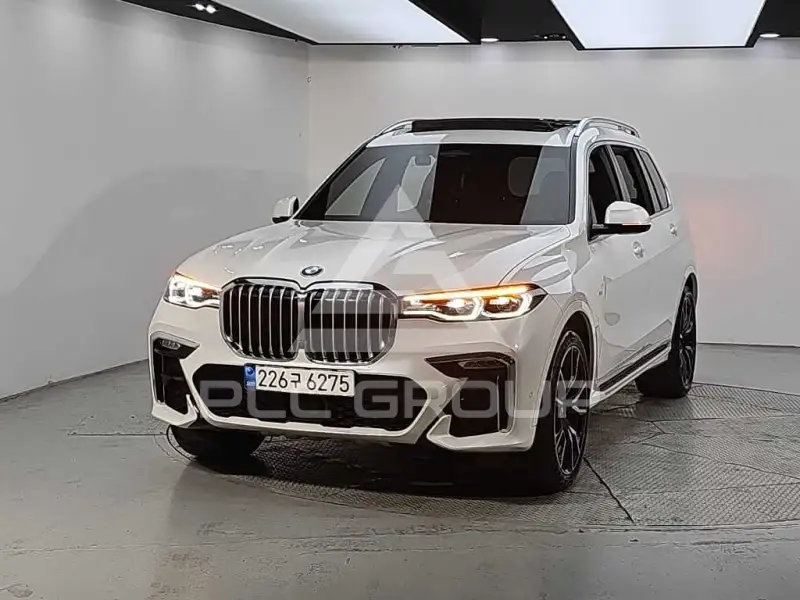 2021 BMW X7