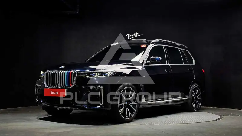 2021 BMW X7M