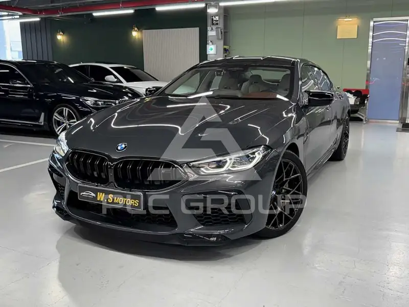 2021 BMW M8