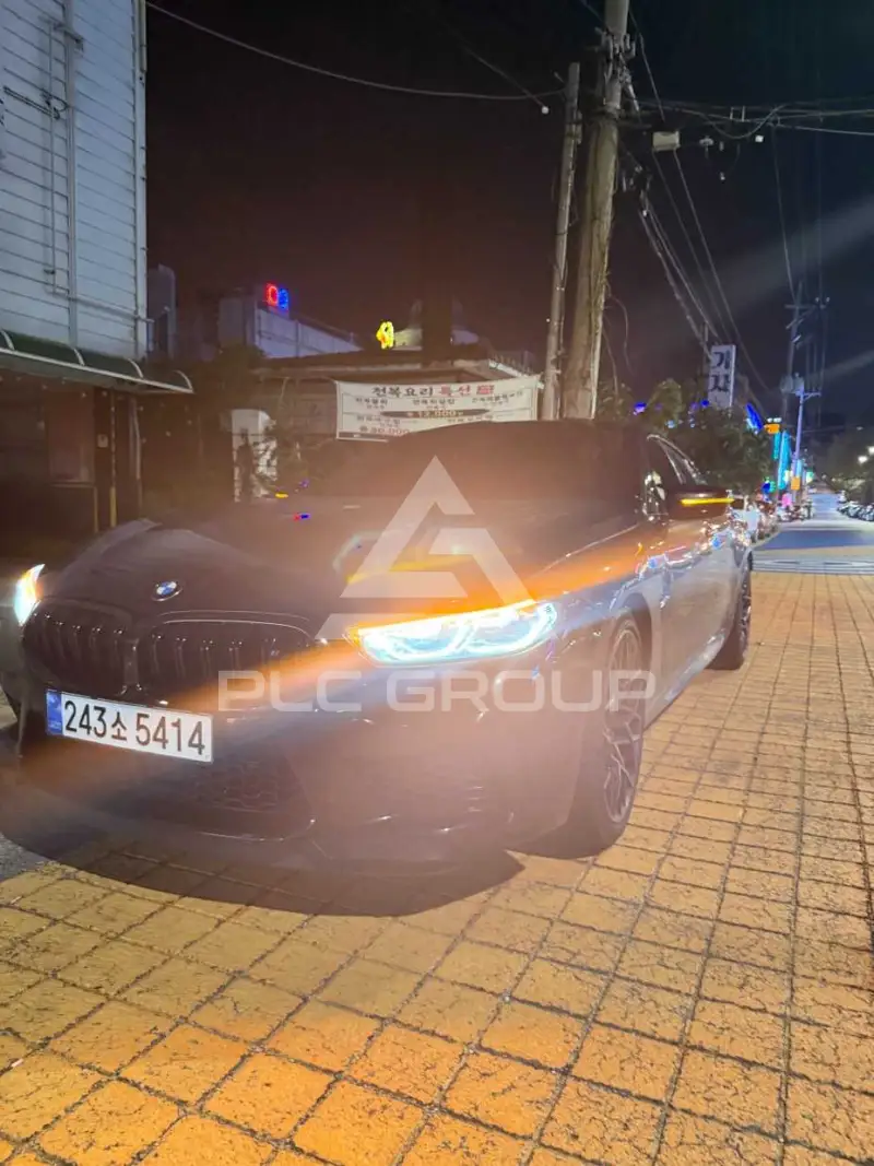 2021 BMW M8