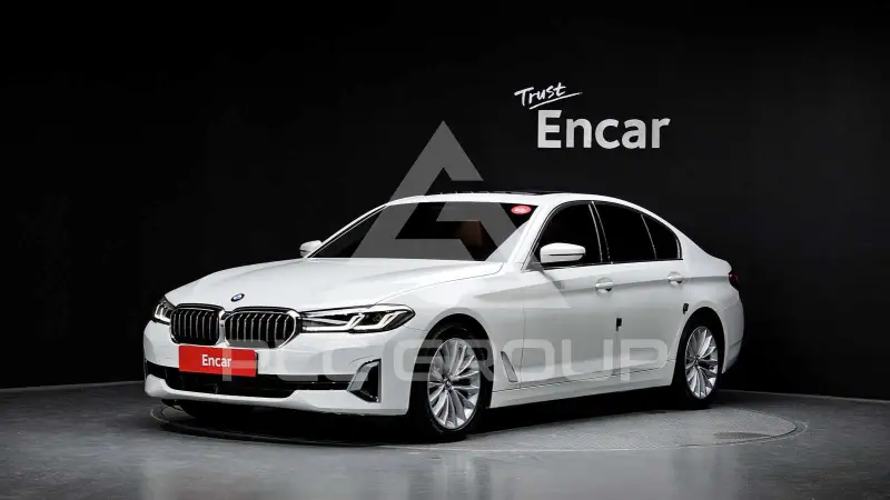 2021 BMW 520