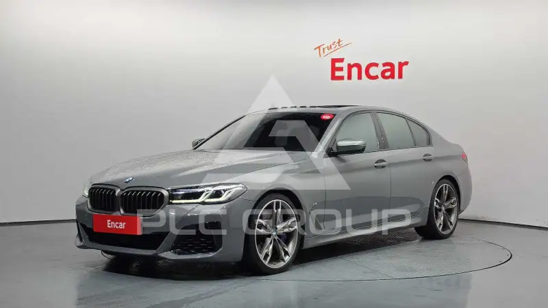2021 BMW 550M