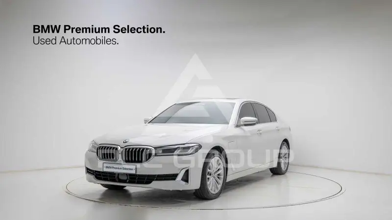 2021 BMW 535
