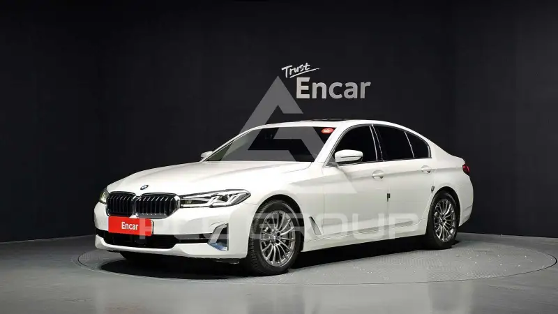 2021 BMW 530