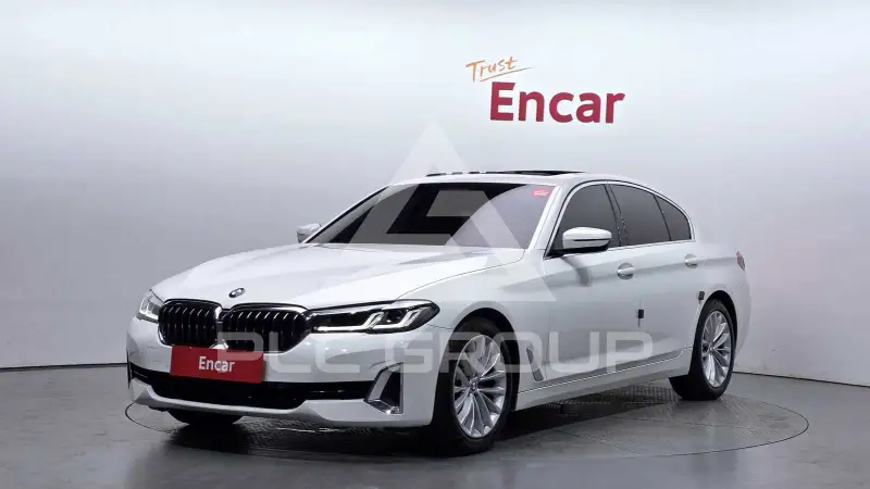 2021 BMW 520