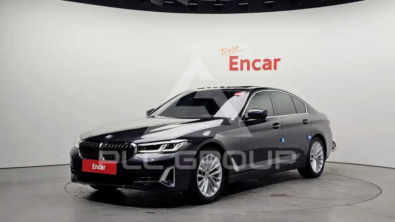2021 BMW 530