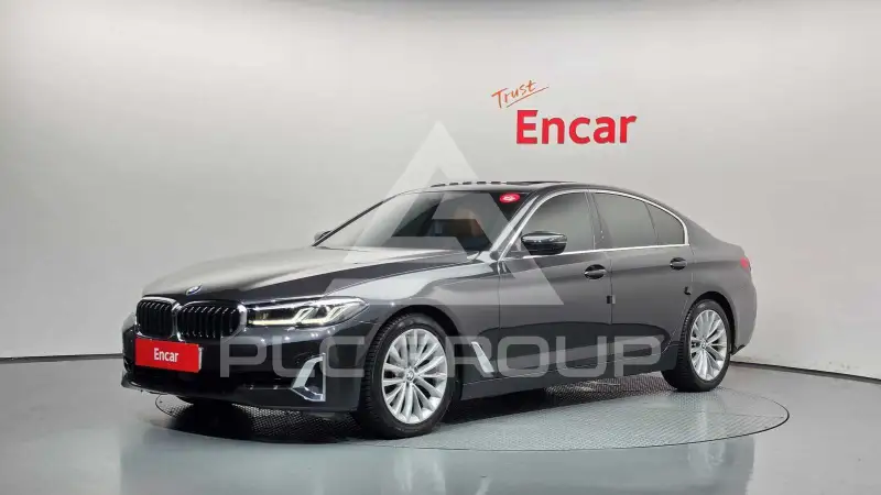 2021 BMW 520