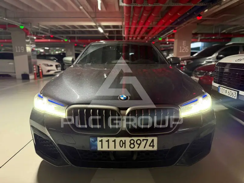 2021 BMW 550M