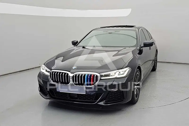 2021 BMW 523M