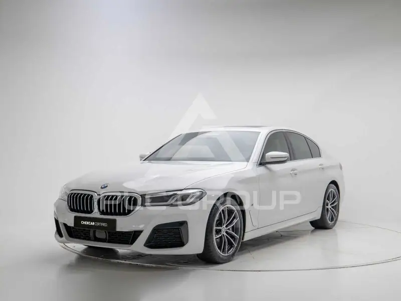 2021 BMW 520M