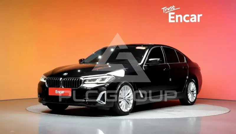 2021 BMW 523