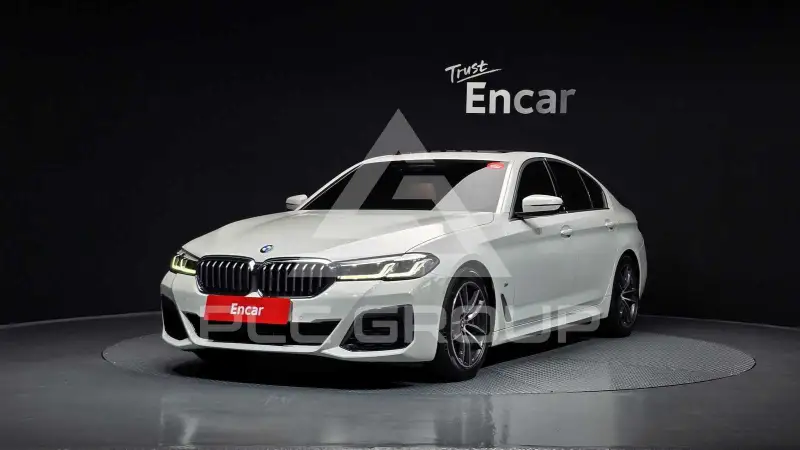 2021 BMW 520M