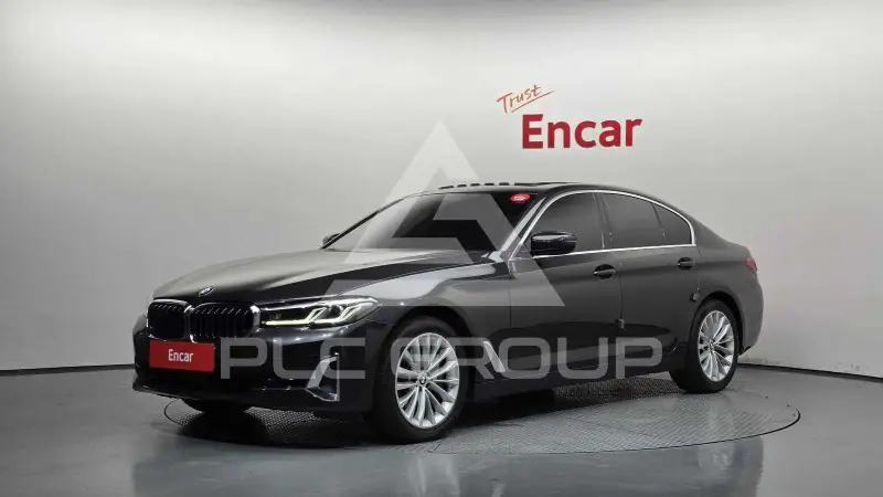2021 BMW 530
