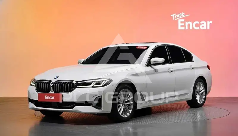 2021 BMW 523