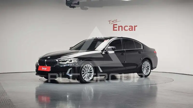 2021 BMW 523
