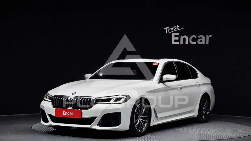 2021 BMW 520M