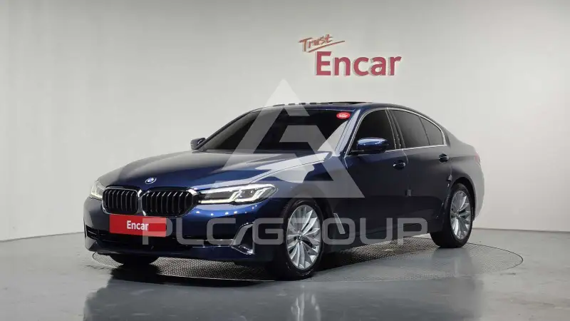 2021 BMW 520