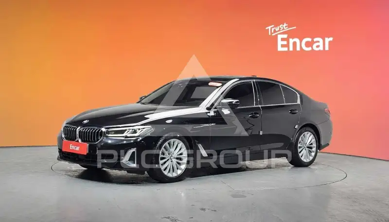 2021 BMW 520